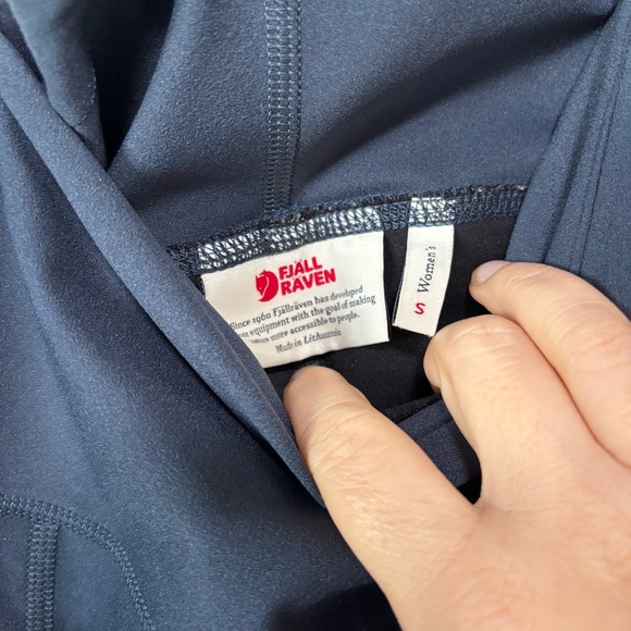 NEW Fjallraven Trekking Tights Camping Hiking Leggings Navy/ Black Size S - Picture 14 of 14